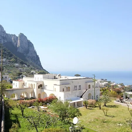 Regina Di - Casa Plinio - Appartamento *